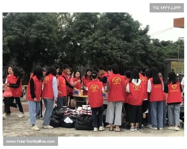 意甲球员热心参与慈善赛 共同为弱势群体筹款助力社会公益